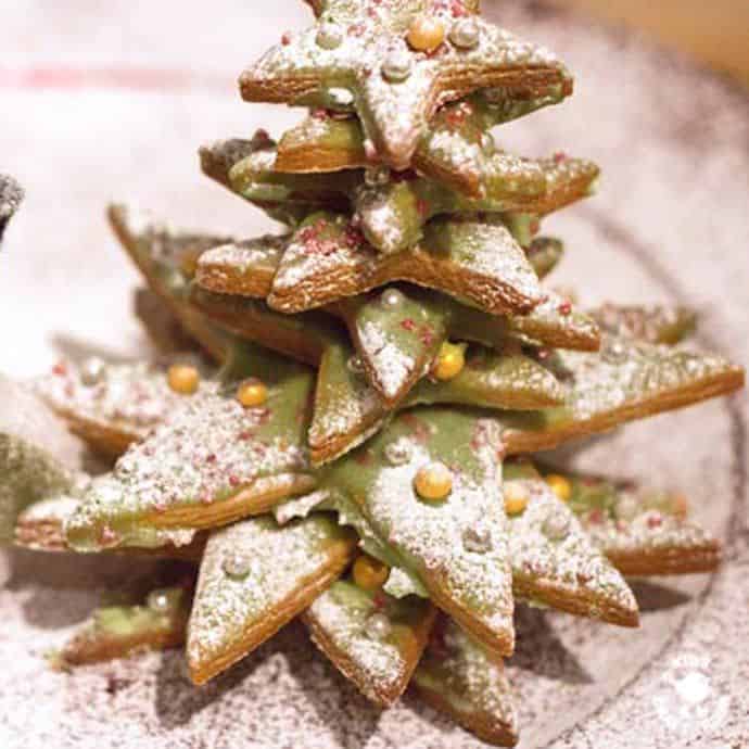 GINGERBREAD TREE - Christmas cooking with kids.