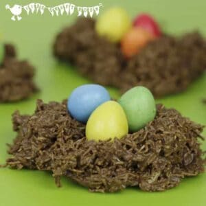CHOCOLATE EASTER NESTS - an easy Easter treat for kids to make and a delicious Easter recipe! #easter #eastertreats #easterrecipes #easterrecipe #easternest #easternests #cookingwithkids #easterideas #easteractivities #kidsinthekitchen #chocolatenests #chocolateeggs #eastertreat #kidscraftroom #kidsactivities #kidsrecipes #kidsrecipe
