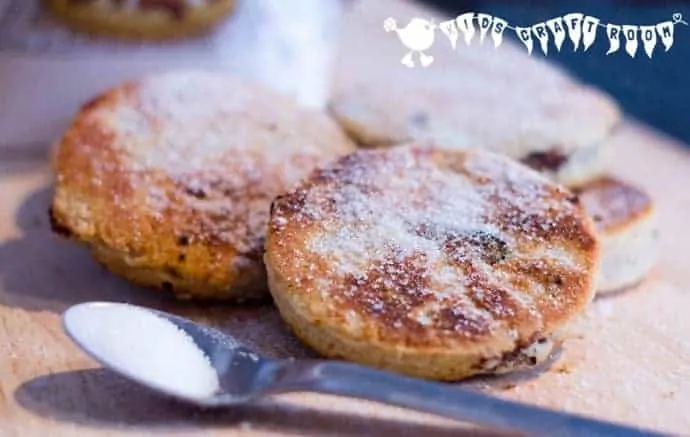 Welsh Cakes Recipe - delicious hot or cold.