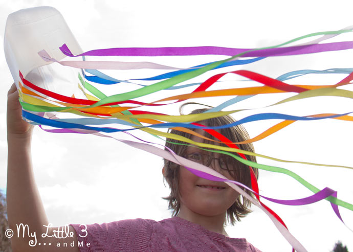 Make your own windsocks. A fun and colourful craft to inspire physical movement and self expression.
