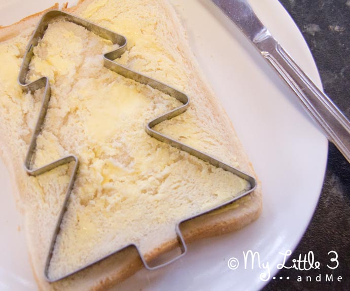 Festive Fairy Bread a super quick, fun and easy addition to your Christmas recipes for kids.