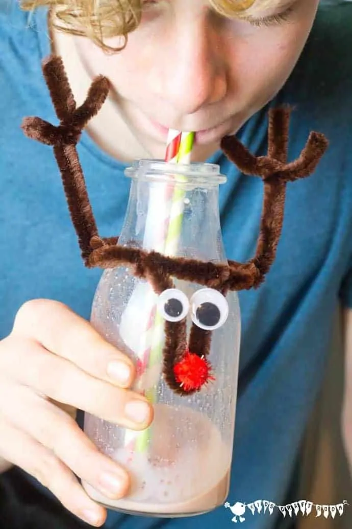 DIY reusable Christmas Reindeer Bottle Toppers make bottles fun and festive. Pop them on your kids' milk bottles, fizzy pop or even wine for the grown ups!