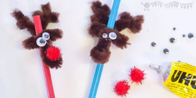 Christmas Pencil Toppers - DIY Christmas tree and reindeer pencil toppers are adorable, cheap to make and super quick too. A fun Christmas craft for kids.