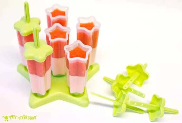 STRAWBERRIES and CREAM POPSICLES - Get ready for Summer with this fruit packed popsicle recipe. With no added sugar or nasties each ice lolly gives you one of your five-a-day. Yummy! 