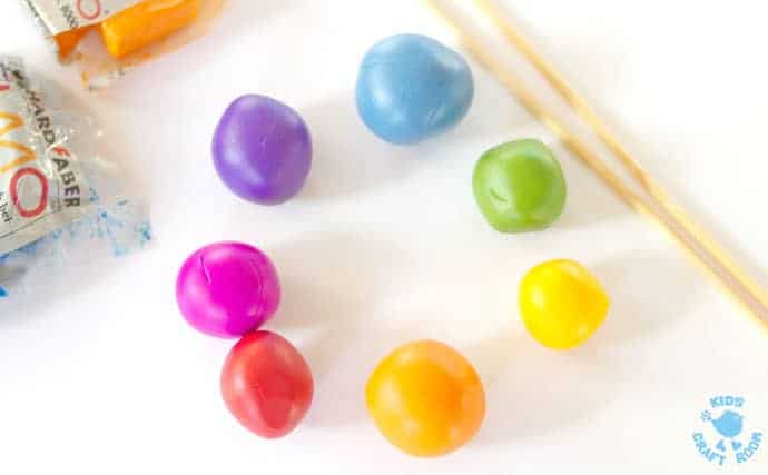 Rainbow Tangle Beads step 1 -Gorgeous Rainbow Tangle Beads are colourful, fun and quirky. These easy polymer clay beads are great for kids and grown-ups to make and always look amazing!