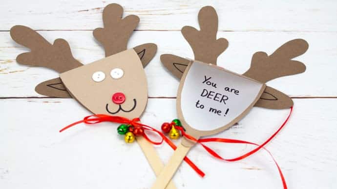 REINDEER PUPPET GREETING CARDS - These Rudolf Puppets are so fun to make and because they double up to be surprise greeting cards they are perfect for sharing some festive cheer to friends and family too. They are Christmas on a stick literally! #Christmas #Christmascrafts #Christmascraftideas #kidscrafts #reindeer #Rudolf #reindeercrafts #rudolfcrafts #puppets #puppetcrafts #chistmaspuppets #greetingcards #Christmascards #kidscraftroom