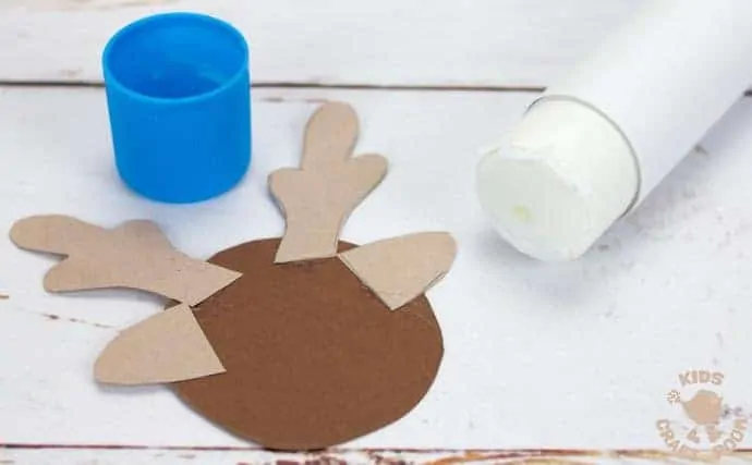 Springy Reindeer Craft For Kids step 3.