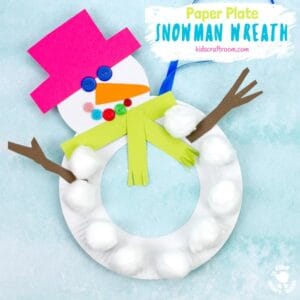 This Paper Plate Snowman Wreath is adorable! With button eyes and a cheeky smile no-one will be able to resist! This simple paper plate snowman craft is a great Christmas and Winter craft. Hang them on the door, window or wall for some snowman craft fun! #winter #snowman #wreath #paperplate #kidscrafts #wintercrafts #christmascrafts #christmas #paperplatecrafts #preschool #toddlers #kidscraftroom