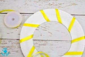 Easy Peasy Paper Plate Easter Wreath - Kids Craft Room