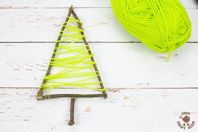 Yarn And Twig Christmas Tree Craft step 3.