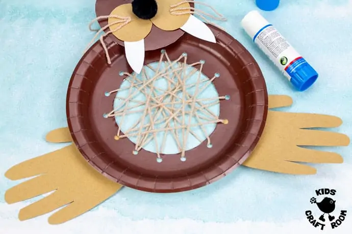 Laced Paper Plate Walrus Craft step 9