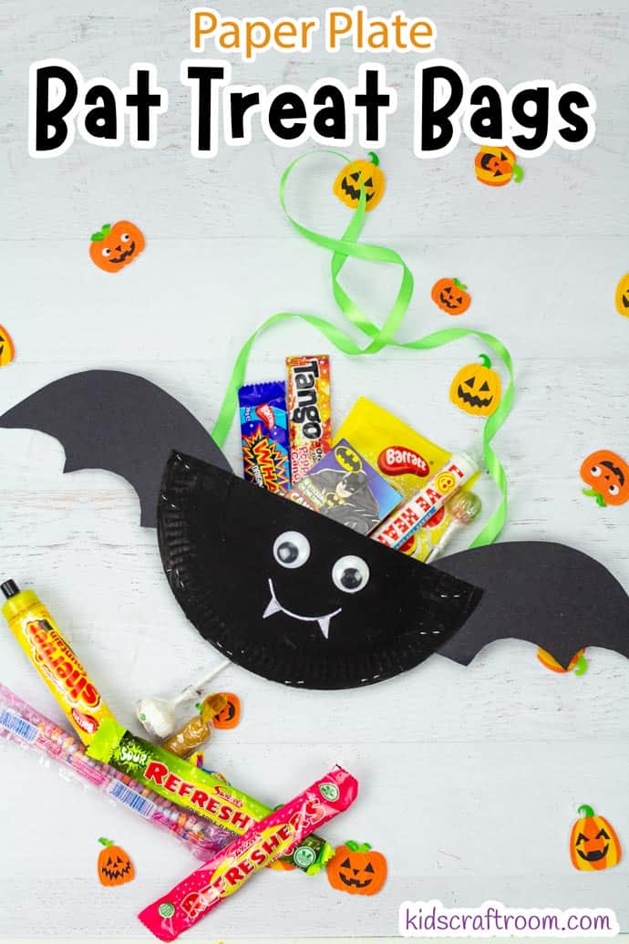 Halloween Bat Treat Bag pin image 1.