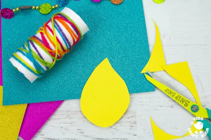 Cardboard Tube Candle Craft For Kids step 6.