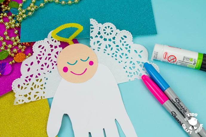 Handprint Angel Craft For Kids step 6.