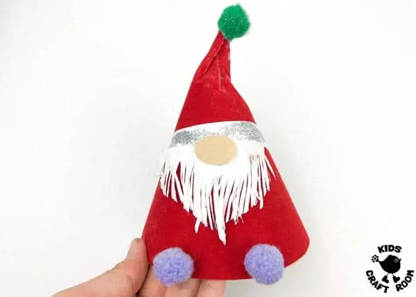 Paper Plate Gnome step 7.