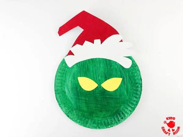 Paper Plate Grinch Craft step 3.