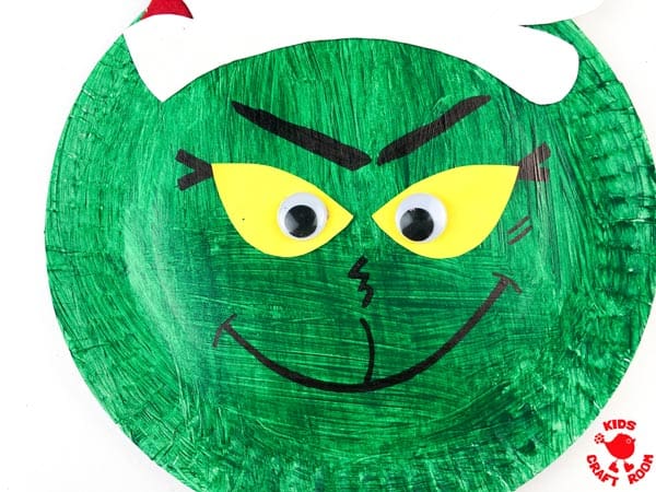 Paper Plate Grinch Craft step 5.