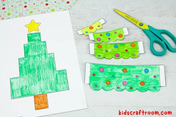 3D Paper Christmas Tree Craft step 3.