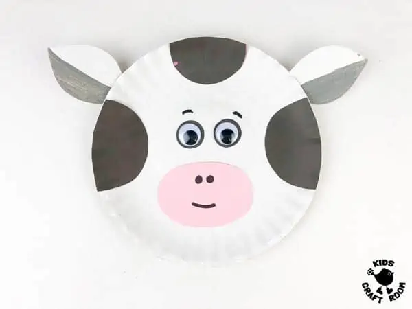 Paper Plate Cow Craft step 6.