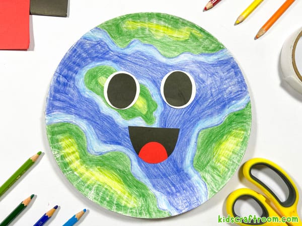 Paper Plate Earth Day Craft step 6.