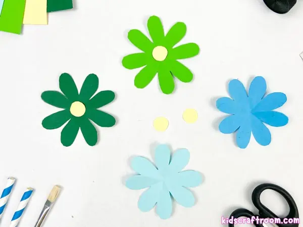 Step 5 - Earth Day Flower Craft.